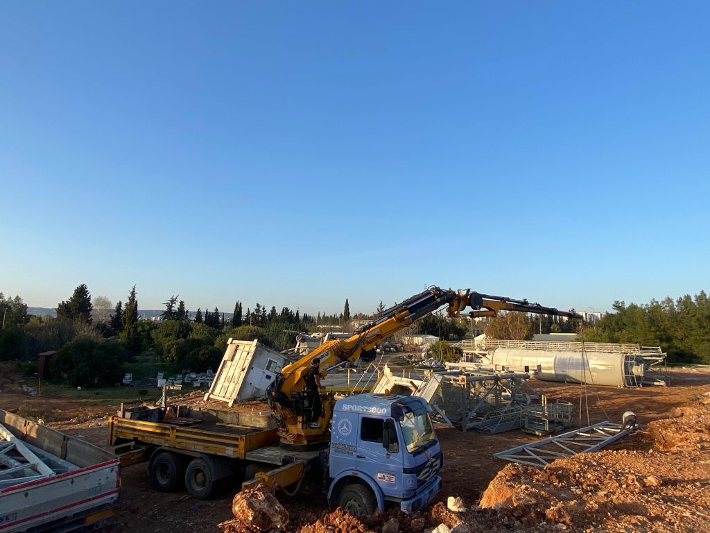 Antalya Döşemealtı’nda Vinç Kiralama: Projeleriniz için Güvenilir Çözümler